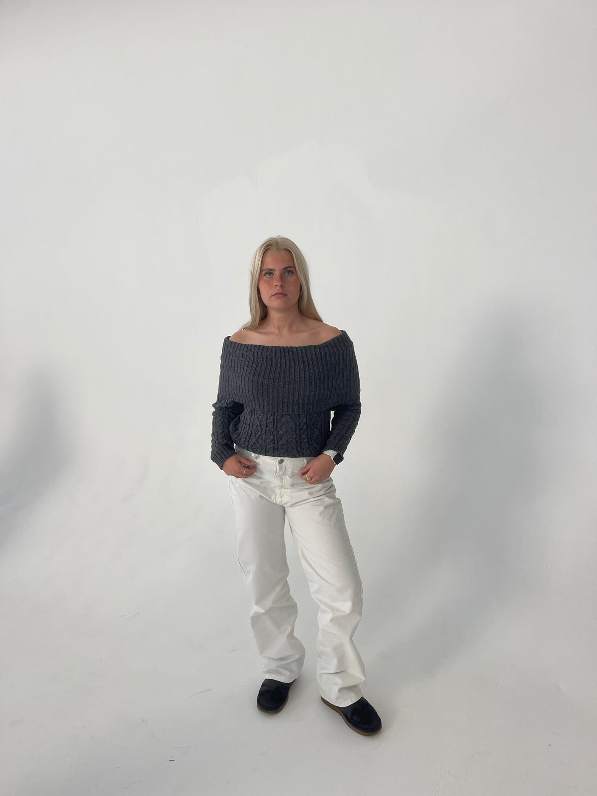 Theresa off-shoulder knit - Grey
