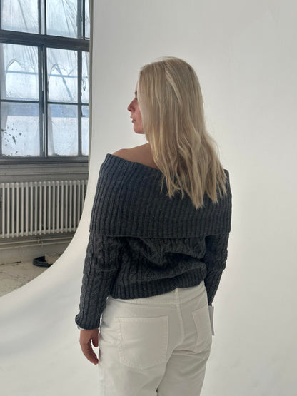 Theresa off-shoulder knit - Grey