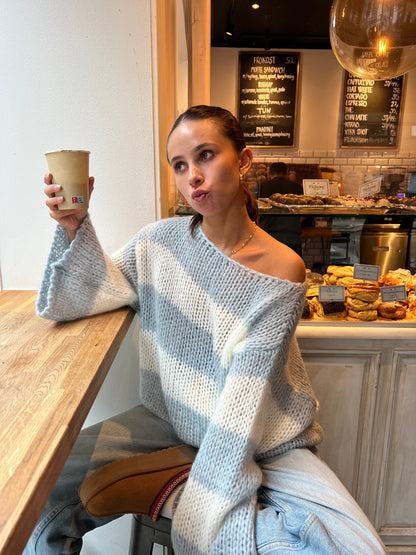 Manda striped knit - Light blue/white