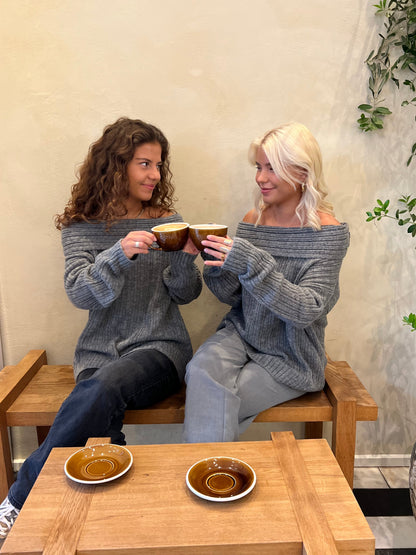 Elinor off shoulder knit - Grey