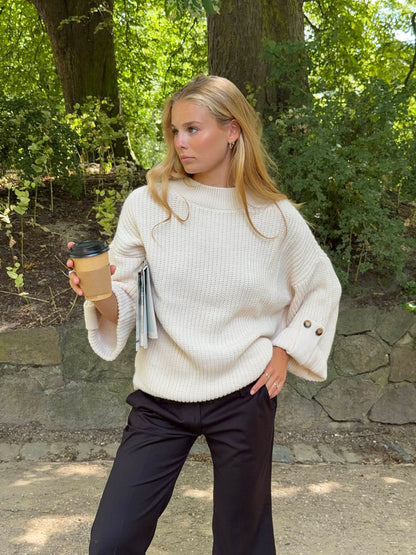 Carina knit with sleeve detail - Beige