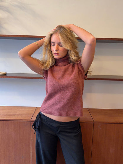 Linua vest with Turtleneck – Rust/rose