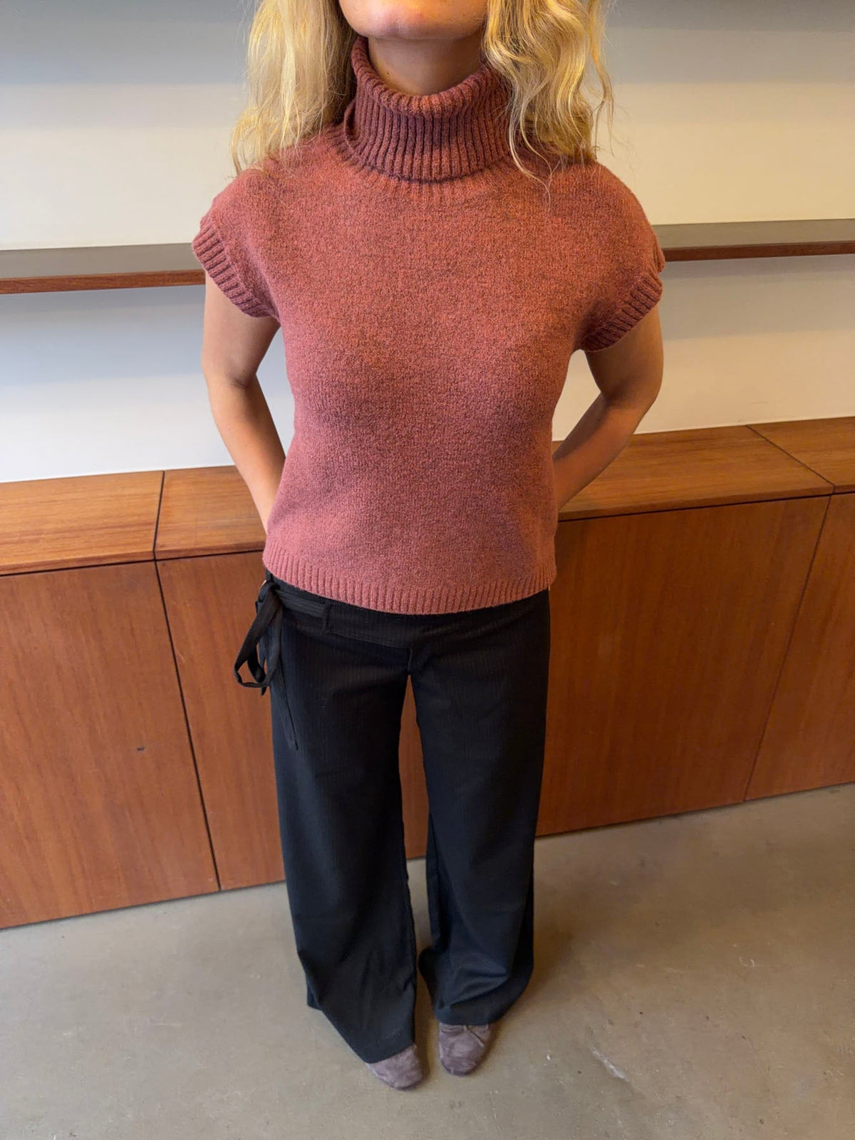 Linua vest with Turtleneck – Rust/rose